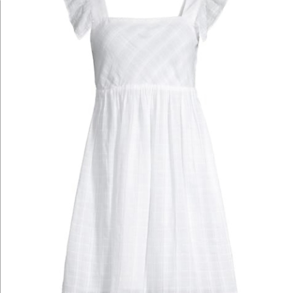 Vineyard Vines white ruffle sleeve white dress or cover up XL
